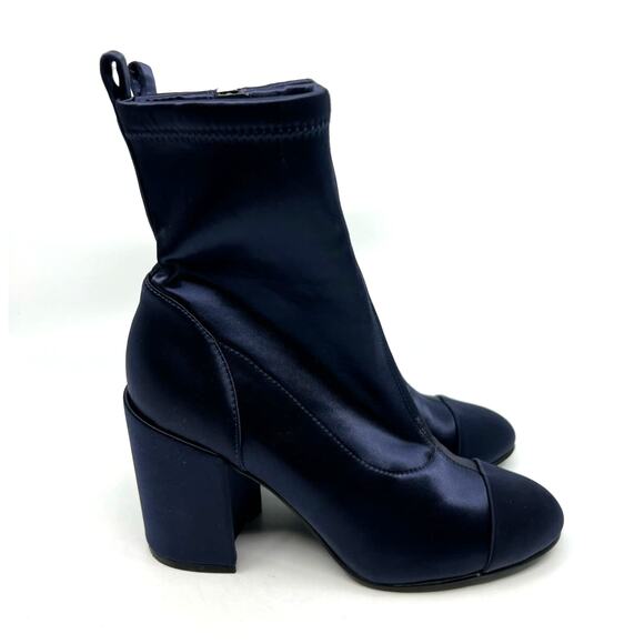 Marc Fisher ICELA Blue Satin Ankle Booties Women's 6 US - Picture 3 of 9